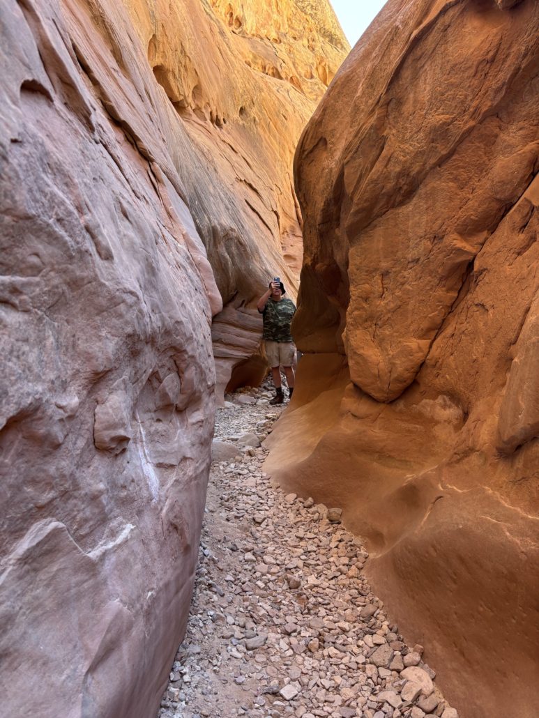 Little Wild Horse Slot Canyon narrow bath between walls of rock