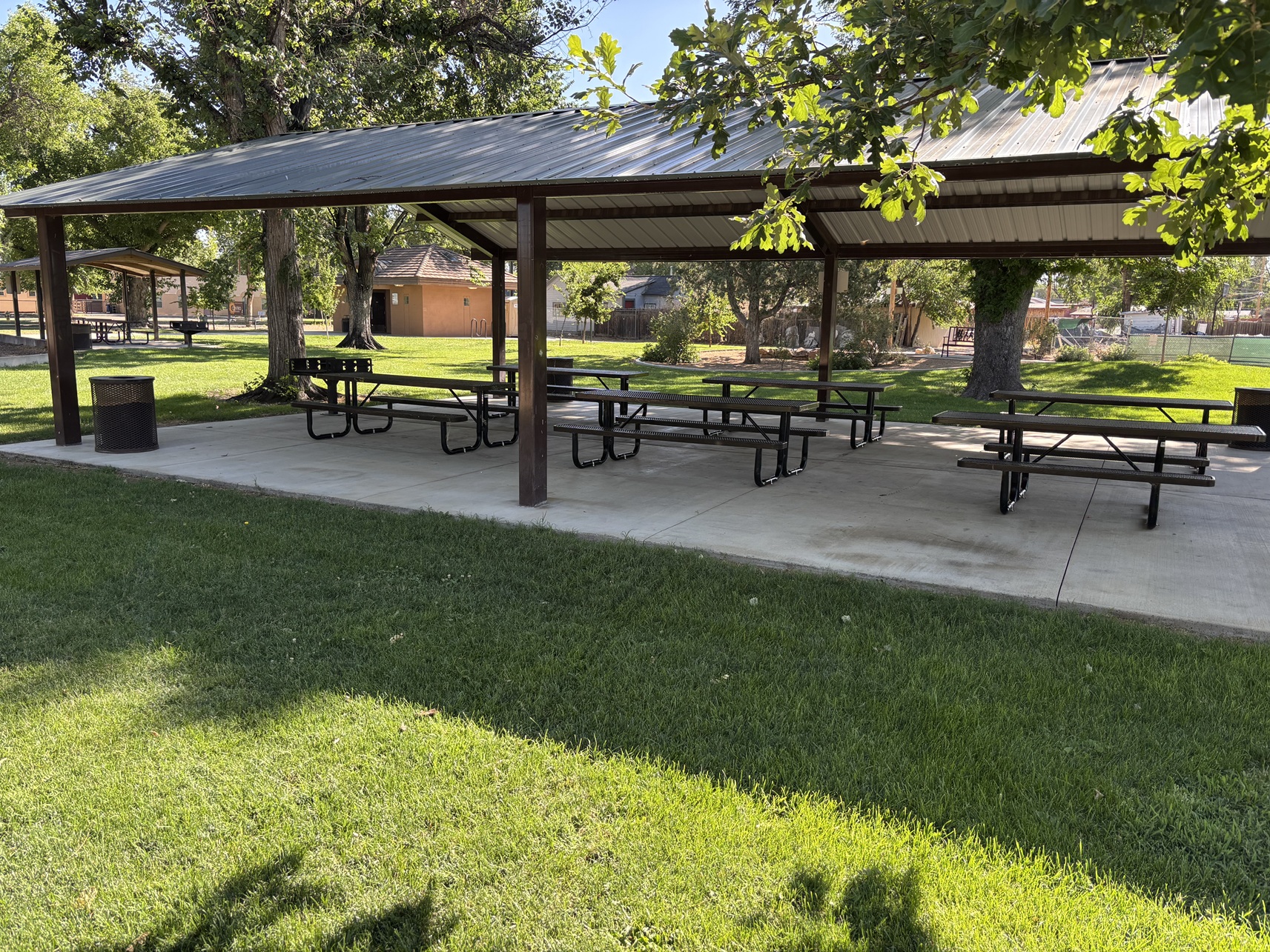 Riverside Park Shelter